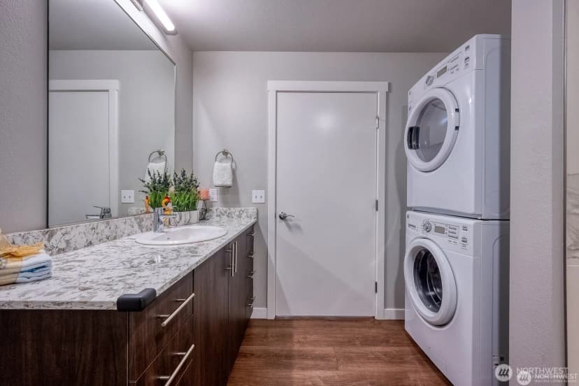 Property photo for 1085 103rd Avenue Ne #526, Bellevue photo 16