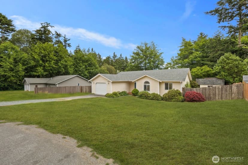 Property photo for 2220 Williams Road, Oak Harbor photo 35