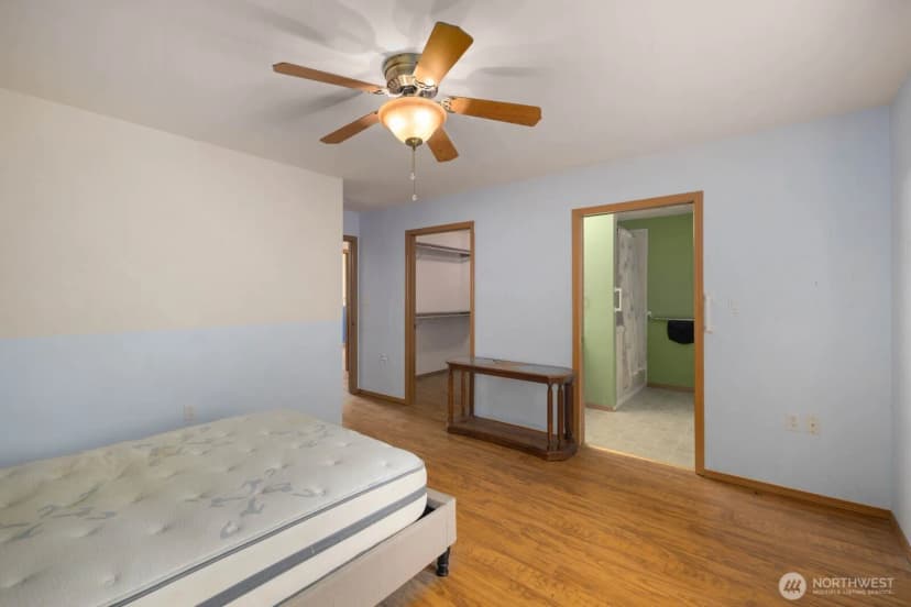 Property photo for 2220 Williams Road, Oak Harbor photo 19