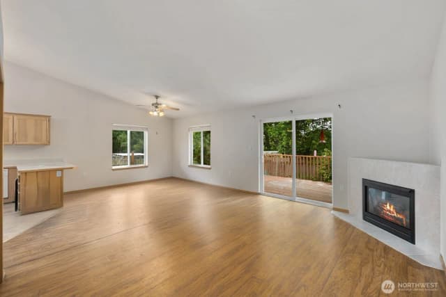Property photo for 2220 Williams Road, Oak Harbor photo 5