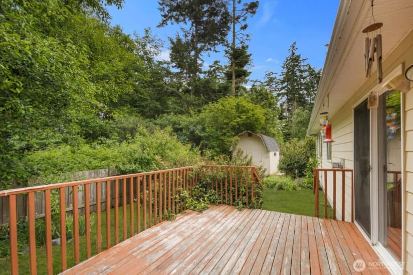 Property photo for 2220 Williams Road, Oak Harbor photo 31