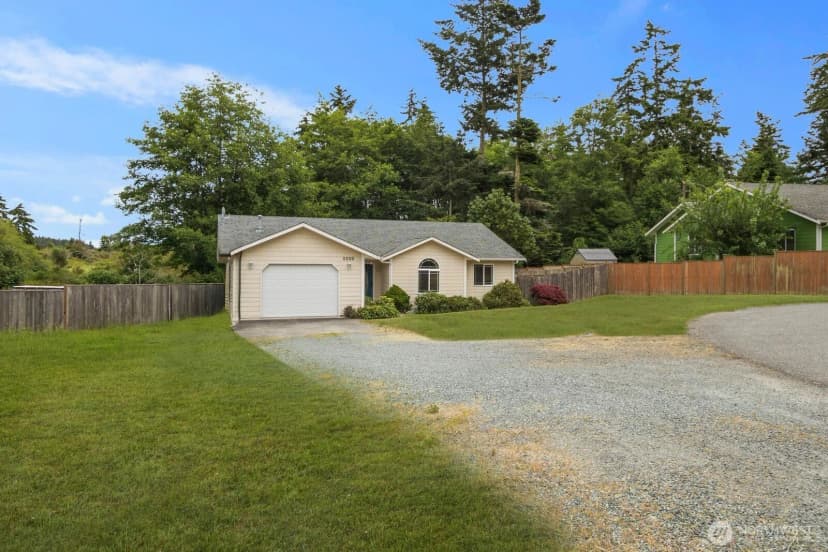 Property photo for 2220 Williams Road, Oak Harbor photo 34