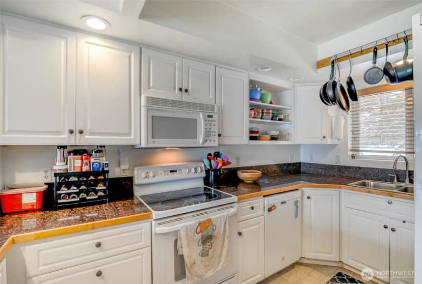 Property photo for 1305 Vernon Road, Lake Stevens photo 7
