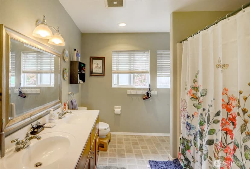 Property photo for 1305 Vernon Road, Lake Stevens photo 15