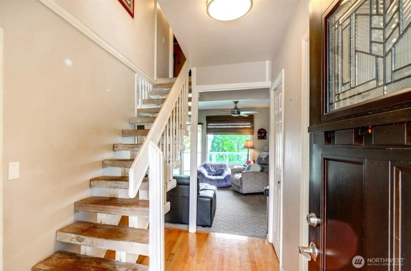 Property photo for 1305 Vernon Road, Lake Stevens photo 6