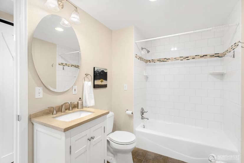 Property photo for 16915 22nd Avenue Sw, Burien photo 24