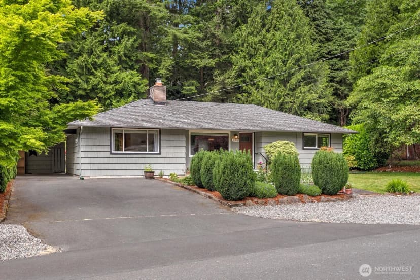 Property photo for 16915 22nd Avenue Sw, Burien photo 3