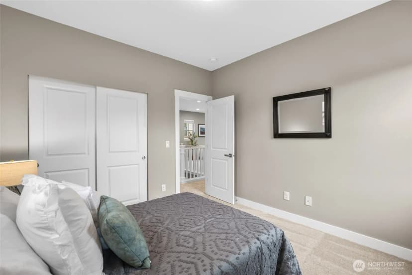 Property photo for 1601 Ne Falls Drive, Issaquah photo 33