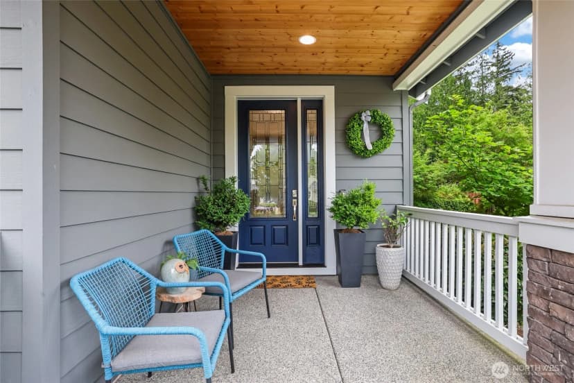Property photo for 1601 Ne Falls Drive, Issaquah photo 2