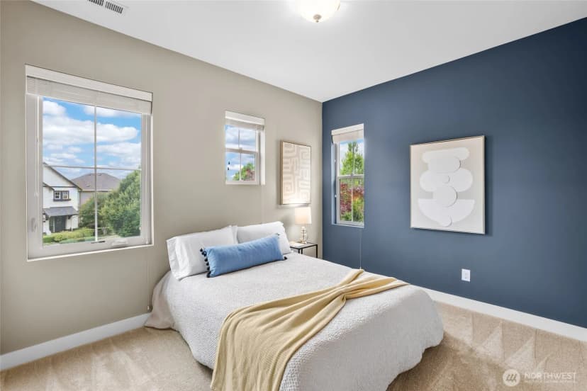 Property photo for 1601 Ne Falls Drive, Issaquah photo 30