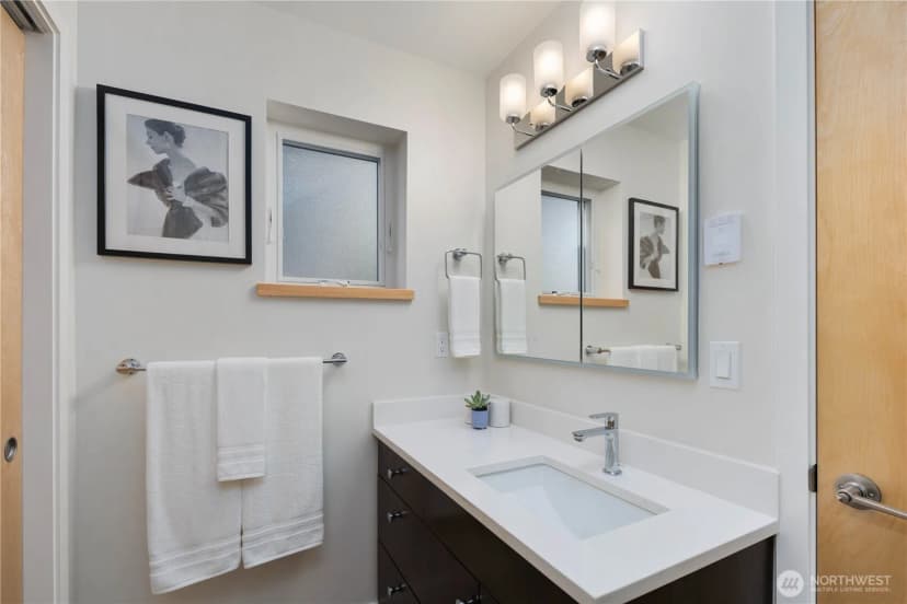 Property photo for 8625 30th Avenue Sw, Seattle photo 31