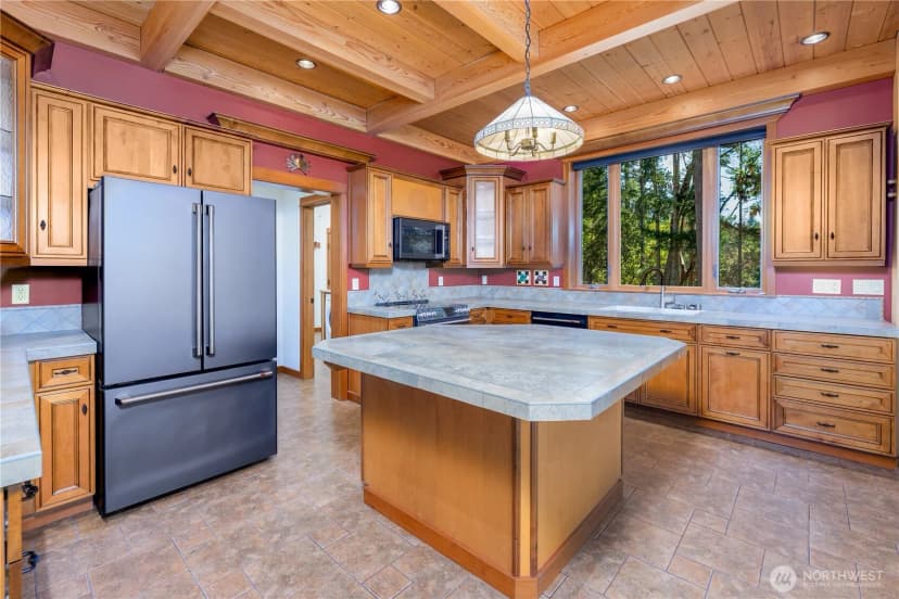 Property photo for 2463 E Sequim Bay Road, Sequim photo 10
