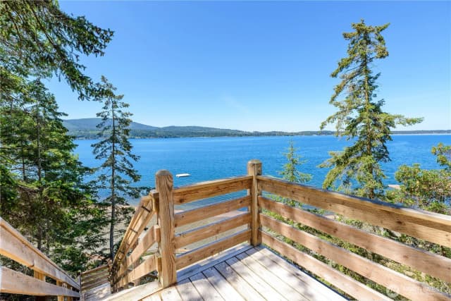 Property photo for 2463 E Sequim Bay Road, Sequim photo 3
