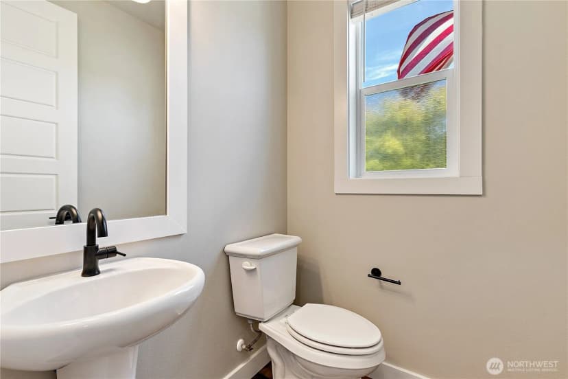 Property photo for 9924 Prospect Place, Gig Harbor photo 10