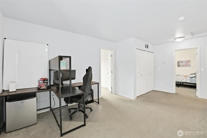 Property photo for 18412 95th Avenue Ct E, Puyallup photo 14