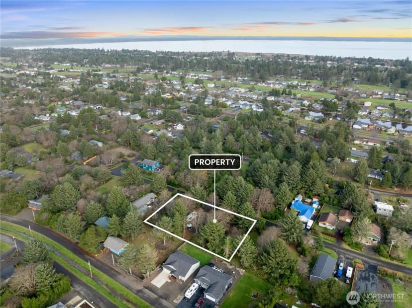 Property photo for 337 Mast Ave Nw, Ocean Shores photo 15
