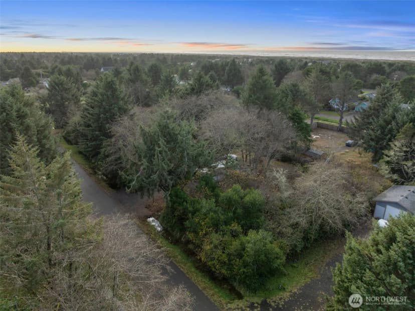 Property photo for 337 Mast Ave Nw, Ocean Shores photo 12