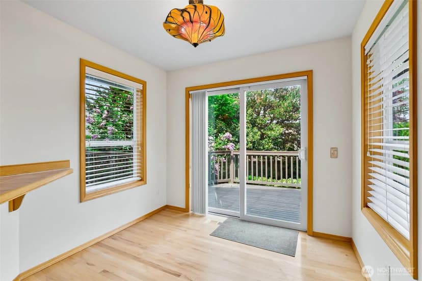 Property photo for 18410 11th Drive Se, Bothell photo 10