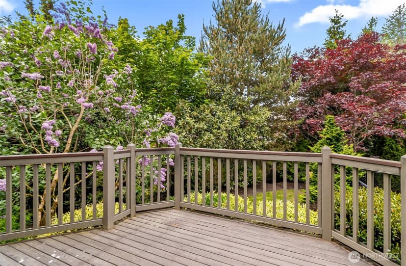 Property photo for 18410 11th Drive Se, Bothell photo 25