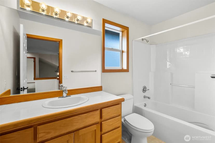 Property photo for 18410 11th Drive Se, Bothell photo 16