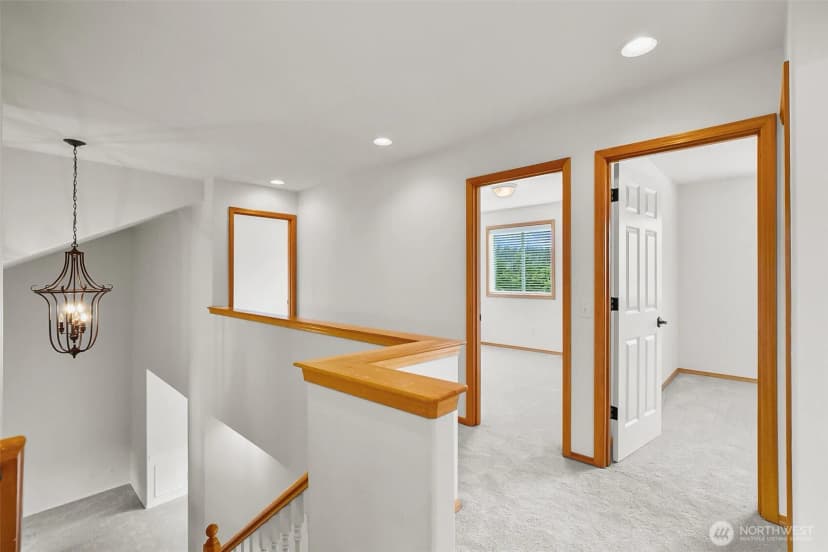 Property photo for 18410 11th Drive Se, Bothell photo 15