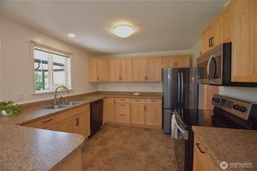 Property photo for 1014 S 21st Street, Mount Vernon photo 13