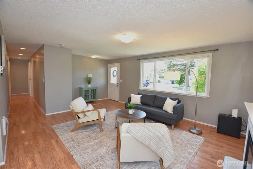 Property photo for 1014 S 21st Street, Mount Vernon photo 8