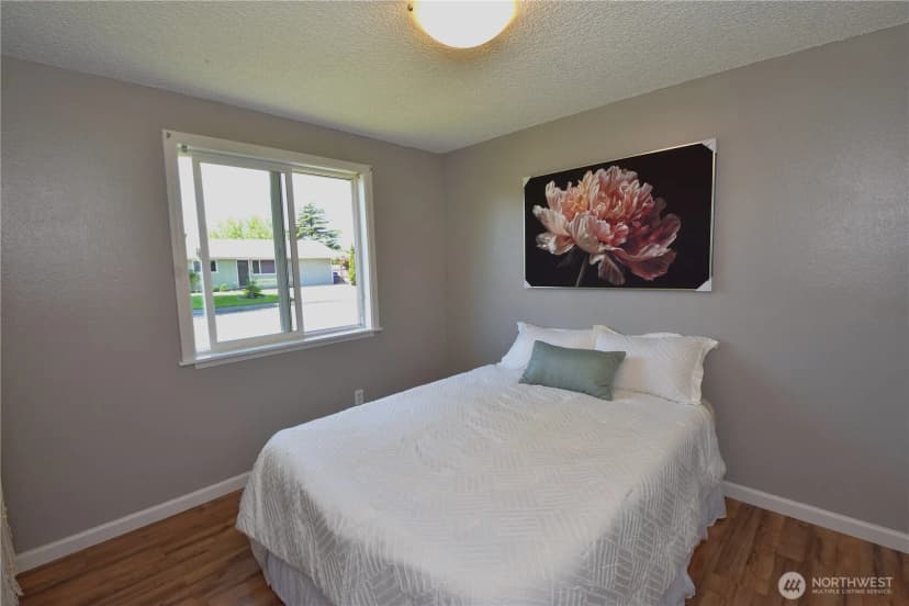 Property photo for 1014 S 21st Street, Mount Vernon photo 16