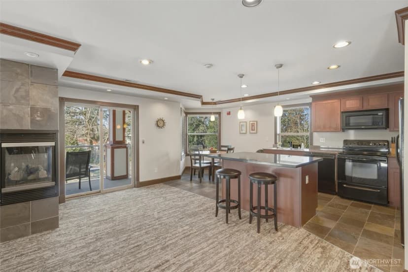 Property photo for 255 Bakerview #b103, Bellingham photo 36