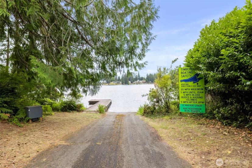 Property photo for 540 E Lakeshore Drive E, Shelton photo 33