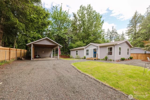 Property photo for 540 E Lakeshore Drive E, Shelton