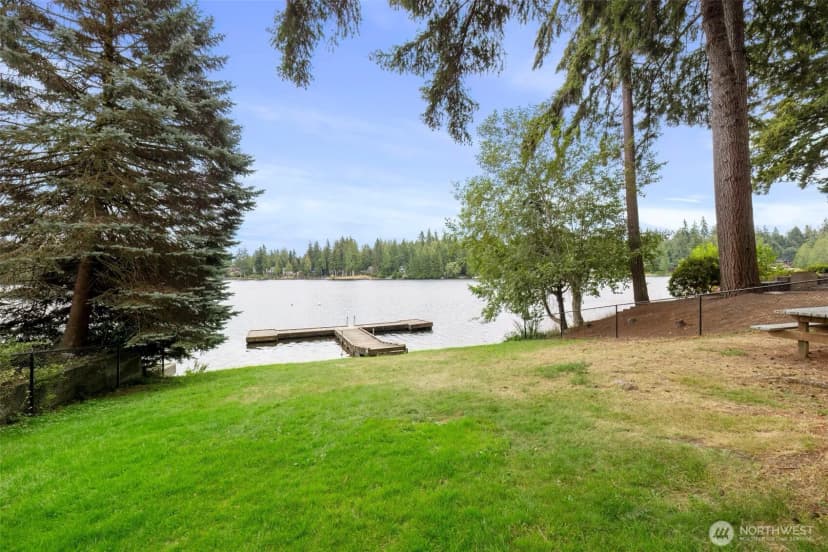 Property photo for 540 E Lakeshore Drive E, Shelton photo 34