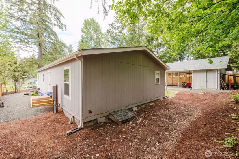 Property photo for 540 E Lakeshore Drive E, Shelton photo 28