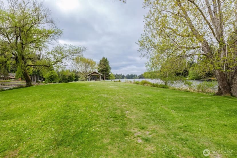 Property photo for 540 E Lakeshore Drive E, Shelton photo 30