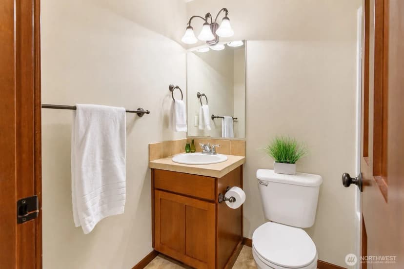Property photo for 17120 114th Lane Se, Renton photo 7