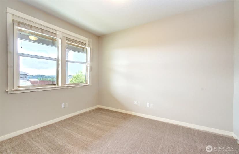 Property photo for 2307 E 6th Street, La Center photo 10
