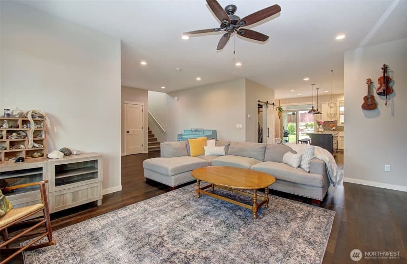 Property photo for 2307 E 6th Street, La Center photo 6