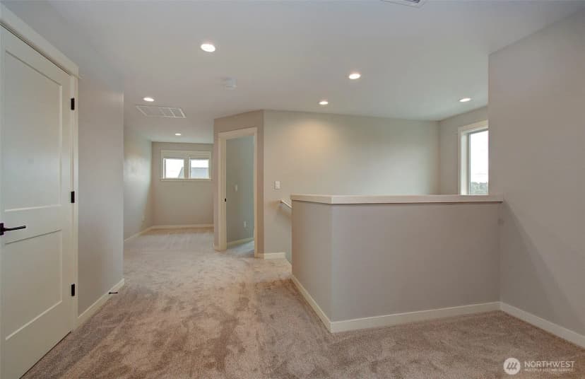 Property photo for 2307 E 6th Street, La Center photo 21