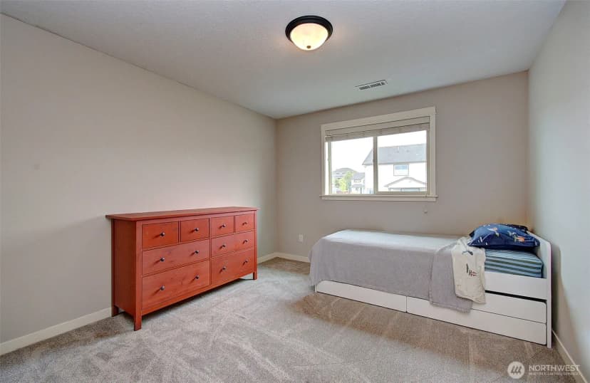 Property photo for 2307 E 6th Street, La Center photo 24