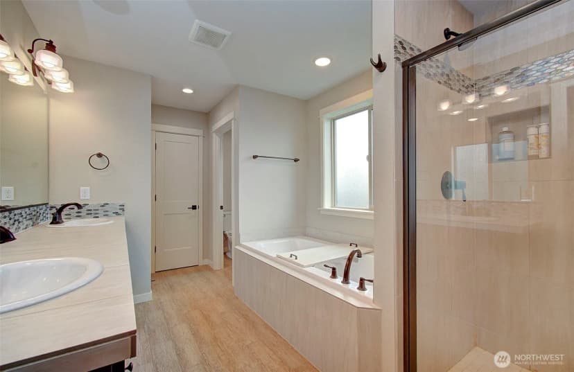 Property photo for 2307 E 6th Street, La Center photo 30