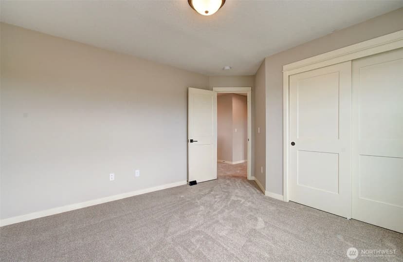 Property photo for 2307 E 6th Street, La Center photo 19