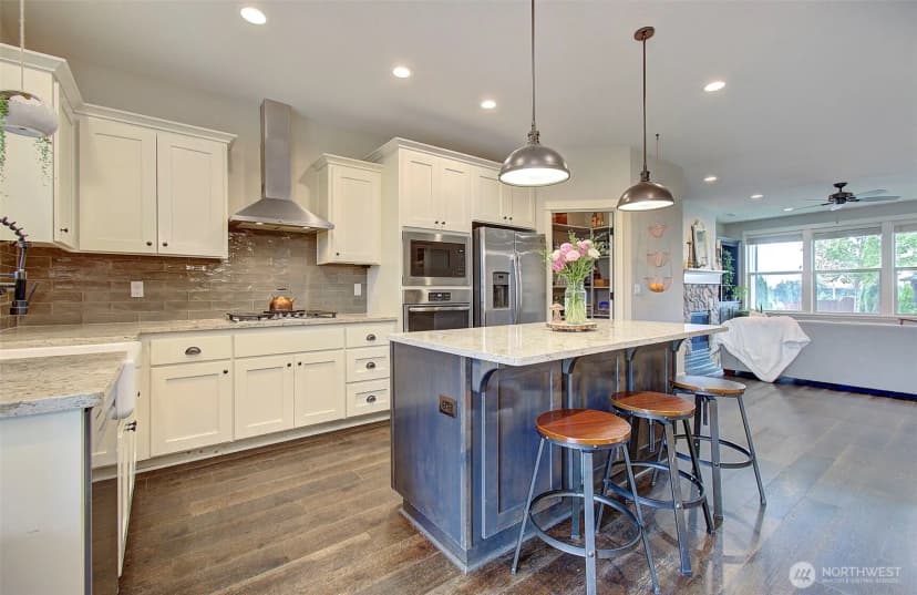 Property photo for 2307 E 6th Street, La Center photo 14