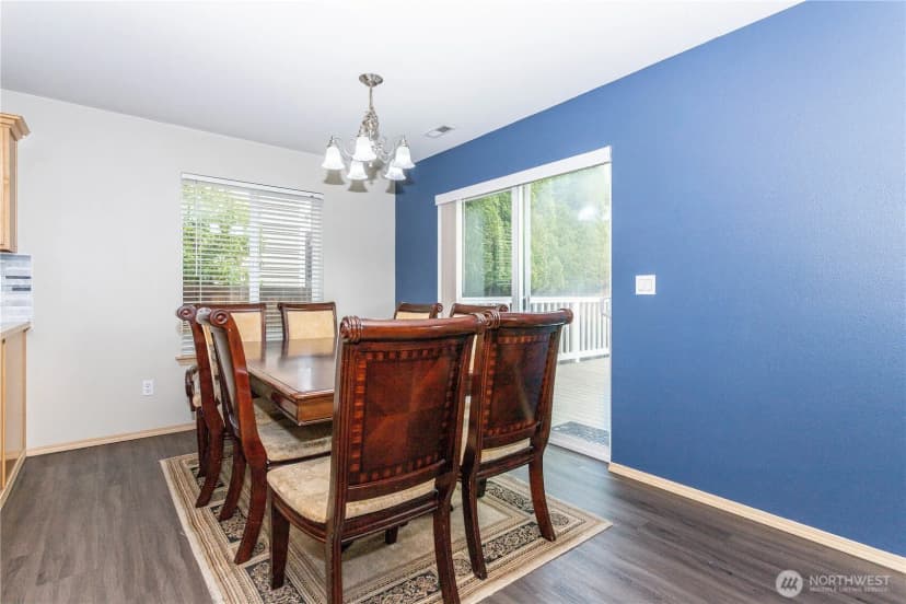 Property photo for 324 Kirkland Place Se, Renton photo 10
