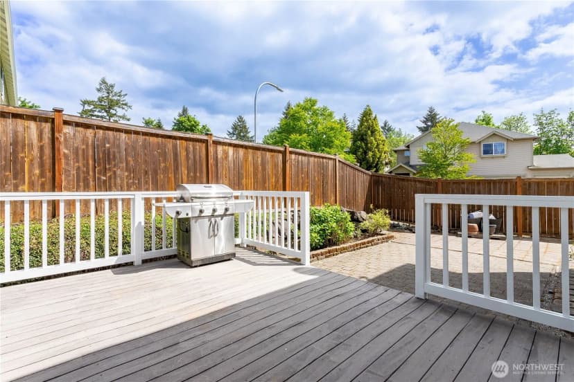 Property photo for 324 Kirkland Place Se, Renton photo 25