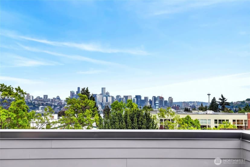 Property photo for 4529 Corliss Avenue N, Seattle photo 21