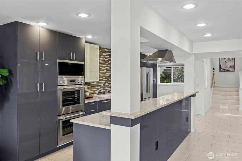 Property photo for 17498 Ne 40th Place #i1, Redmond photo 13