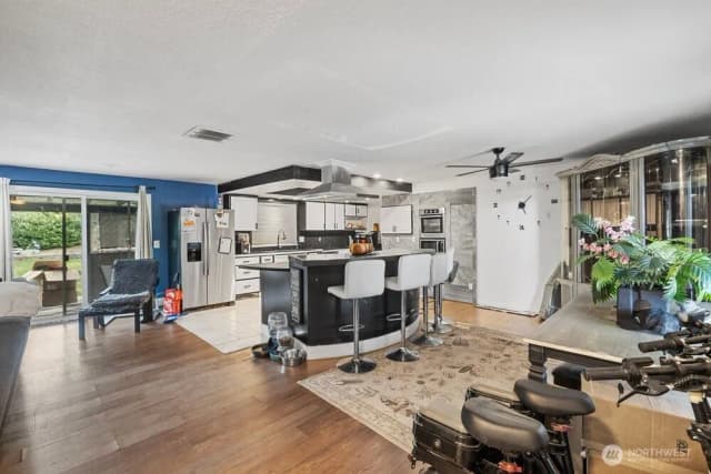 Property photo for 1607 W 46th Avenue, Kennewick photo 4