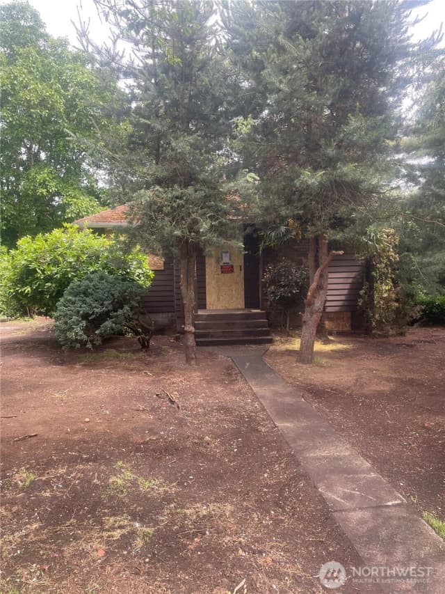 Property photo for 308 Taylor Avenue Nw, Renton photo 3