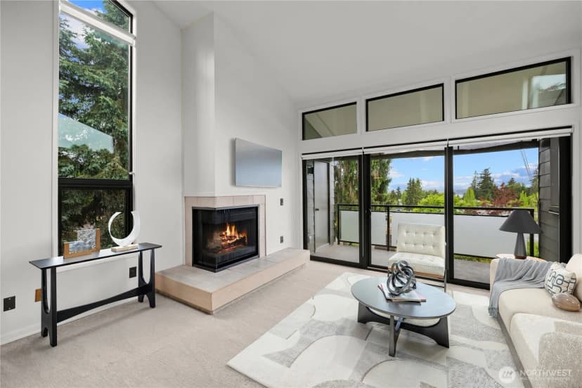 Property photo for 11226 Ne 68th Street #e, Kirkland photo 10