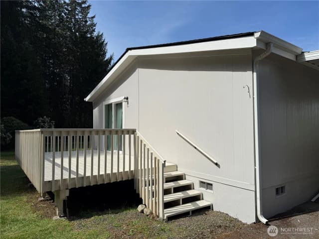 Property photo for 77 Clemons Road #105, Montesano photo 5